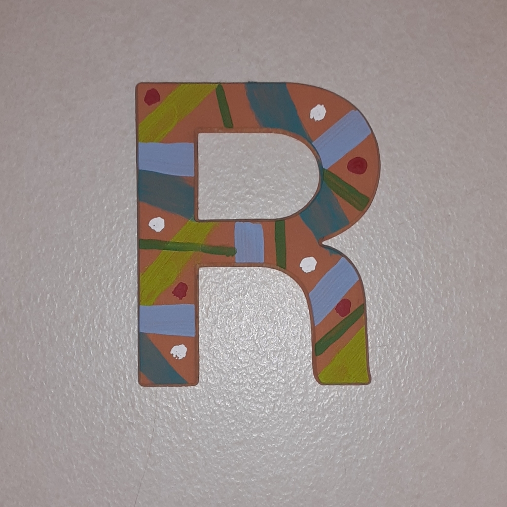🌞HANDPAINTED INITIAL LETTER R